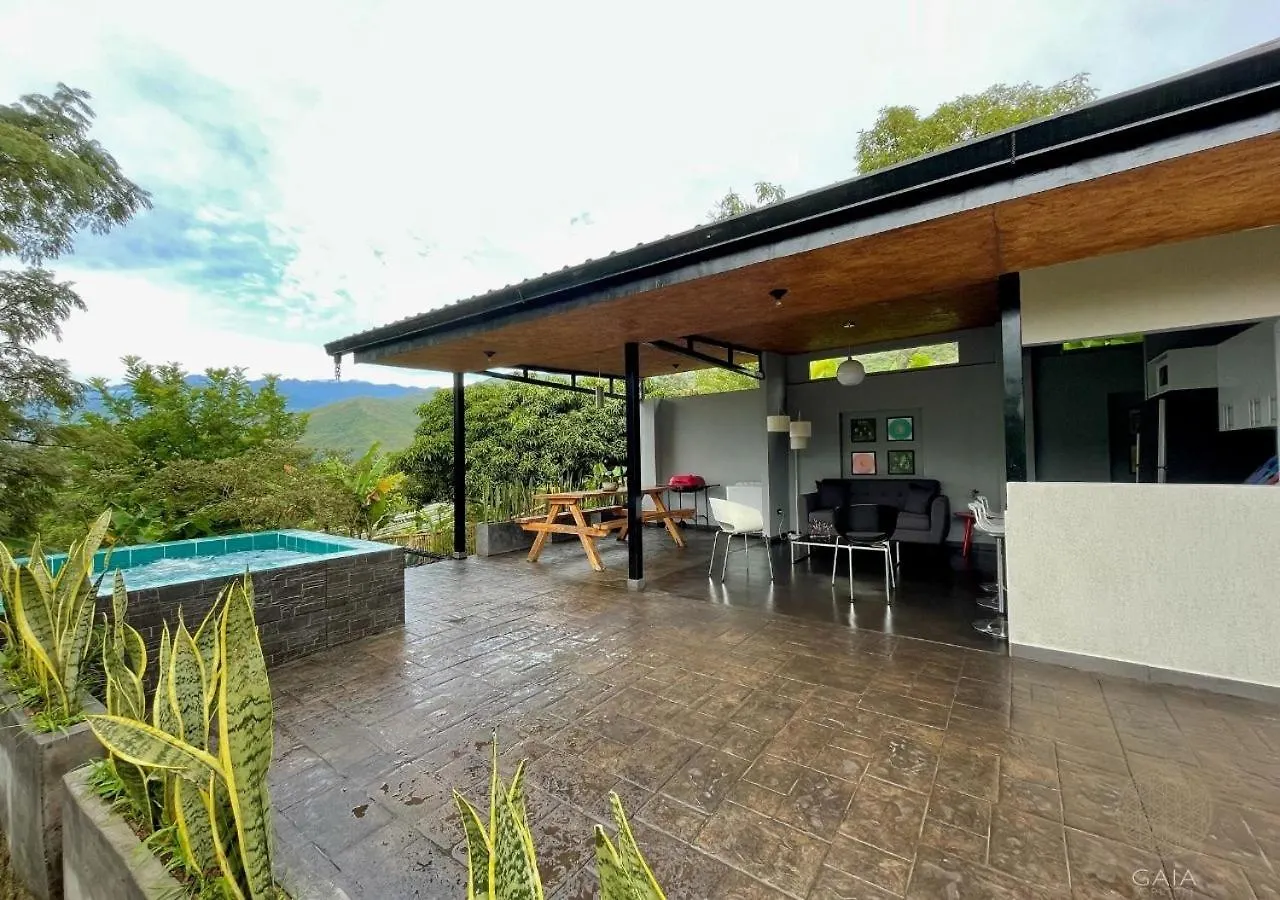 Gaia Origen Ecohotel - Centro De Bienestar Holistico Кали